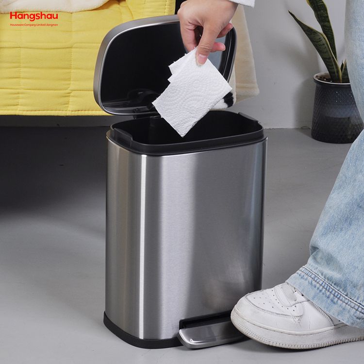 5L Basics Edelstahl-Mülleimer, rechteckig, mit Soft-Close-Funktion, Stufen-Mülleimer, Treteimer
